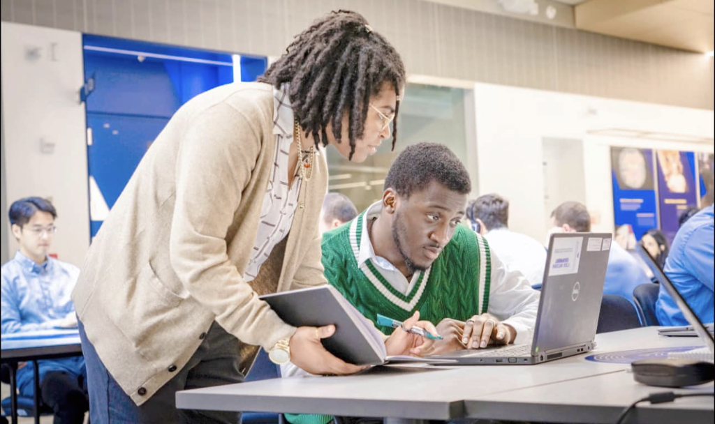 CIRCUIT 2023 thumbnail